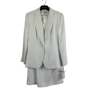 Executive Collection Women's Whistling White Skirt Set